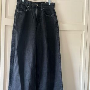 Black Old Navy Jeans